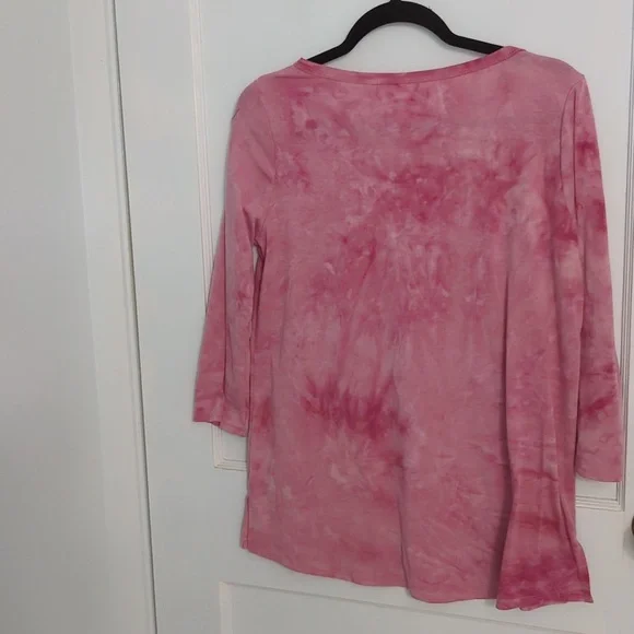 MTS Sz L Pink Tie-dye Shirt with Large Keyhole and 3/4 Sleeves - Picture 4 of 4